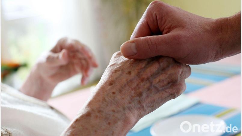 AOK-Chefin befürchtet Milliardendefizit in den Pflegekassen auch 2027. (Symbolbild) Bild: picture alliance / dpa