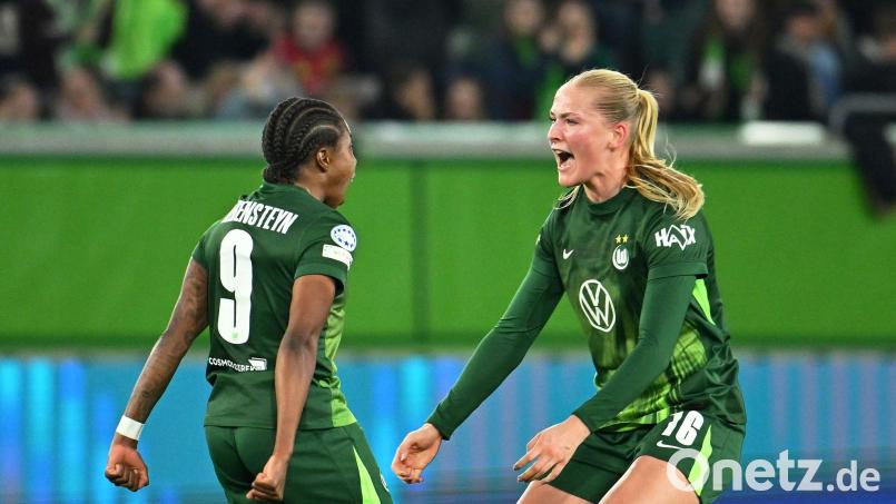Camilla Küver (r) traf zum 2:0 für den VfL Wolfsburg. (Archivbild) Bild: Swen Pförtner/dpa