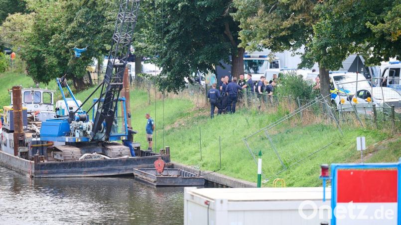 In Berlin-Neukölln ist auf dem Grund des Schifffahrtskanals eine Fliegerbombe gefunden worden. Bild: Annette Riedl/dpa