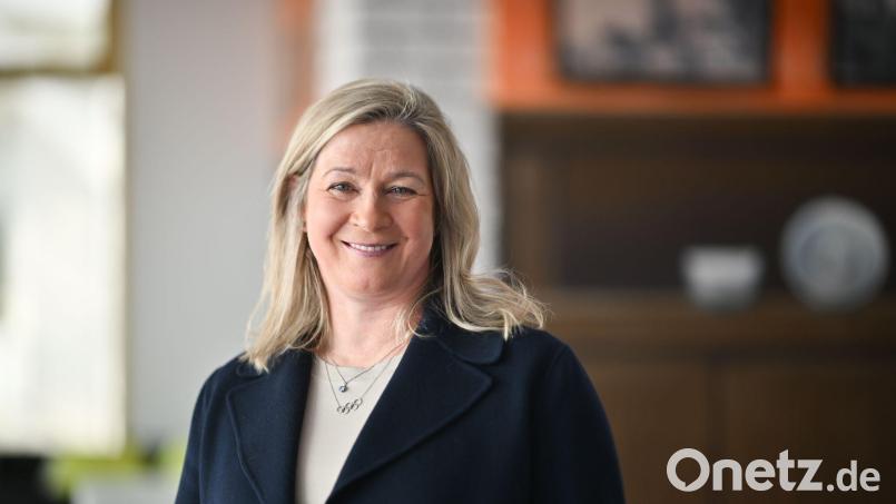 Die neue Eisschnelllauf-Bundestrainerin Claudia Pechstein hat sich offen für ein Gespräch über eine mögliche Berufung zur Staatsministerin für Sport und Ehrenamt gezeigt. (Archivbild) Bild: Sebastian Christoph Gollnow/dpa