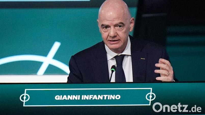 Der Druck auf Gianni Infantino wächst. (Archivbild) Bild: Darryl Dyck/The Canadian Press/AP/dpa