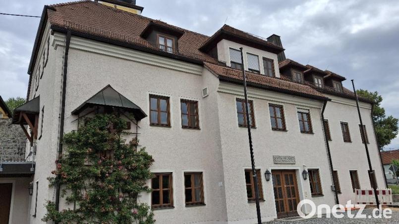 Die Praxis von Dr. Jochen Geißler befindet sich in Ebnath im Obergeschoss des Pfarrgemeindehauses. Bild: soj