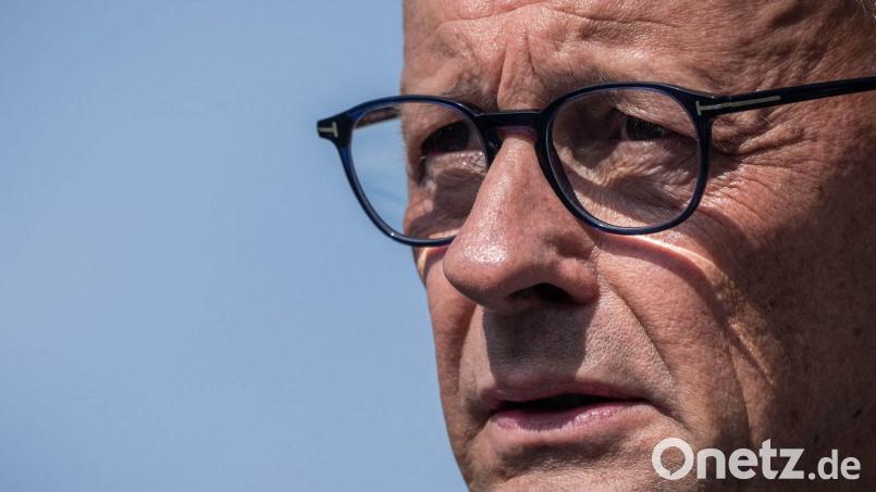 Der Kanzler findet klare Worte zu den Spekulationen über einen möglichen Kanzlertausch. Bild: Michael Kappeler/dpa