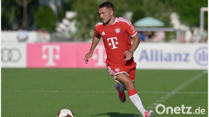 Bayern-Talent Arijon Ibrahimovic wird wieder verliehen. (Archivbild) Bild: Peter Kneffel/dpa