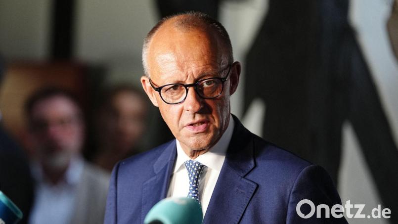Wie könnte bei schwierigen Mehrheitsverhältnissen in Sachsen-Anhalt künftig regiert werden? Der Kanzler macht eine Ansage. (Archivbild) Bild: Kay Nietfeld/dpa