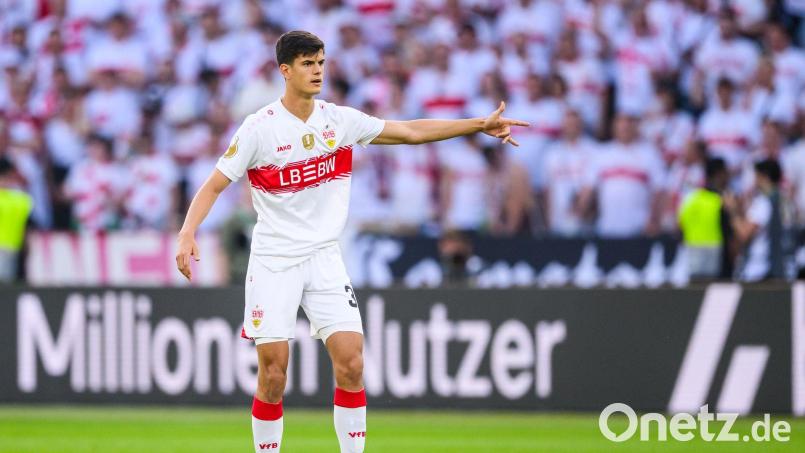 Chema Andrés verlässt den VfB und wechselt nach England. (Archivbild) Bild: Tom Weller/dpa