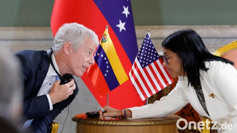 Durch die Öldeals erwartet US-Energieminister Chris Wright nach eigener Aussage Frieden, Freiheit und Wohlstand für Venezuela. Bild: Pedro Mattey/AP/dpa