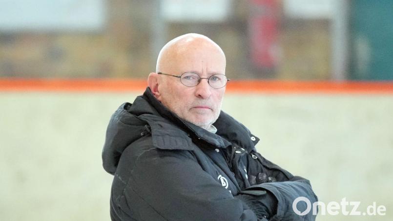Weltmeister-Trainer Knut Schubert kann die Entscheidung, russische Eiskunstläuferinnen und Eiskunstläufer wieder zuzulassen, nicht nachvollziehen. Bild: Soeren Stache/dpa