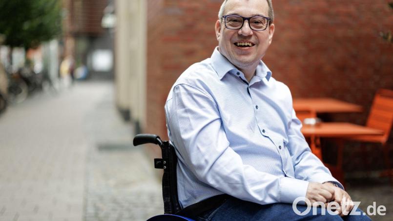 Jürgen Linnemann klagt vor dem Arbeitsgericht in Münster auf Zahlung des Mindestlohns für seine Arbeit in einer Werkstatt für Behinderte. Bild: David Ebener/dpa