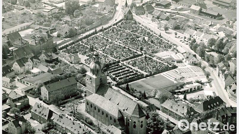 Wo fliegen wir heute rum? Alles kommt schon sehr bekannt vor - und auch wieder nicht. Luftbild: Werner Lischka