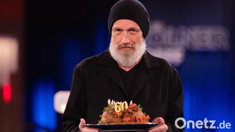Hackbraten mit Gurken-Kerzen für Torsten Sträter. Bild: Rolf Vennenbernd/dpa