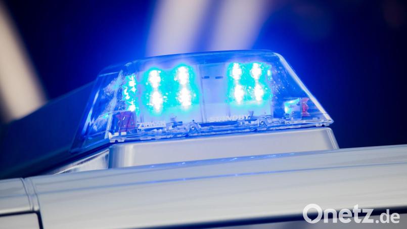 Nach dem tödlichen Unfall soll ein Gutachter die Ermittler unterstützen. (Symbolbild) Bild: Rolf Vennenbernd/dpa