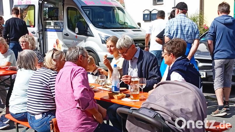 Viele Gäste kamen aus den benachbarten Landkreisen und lobten das vielfältige Angebot. Bild: Oswald Zintl