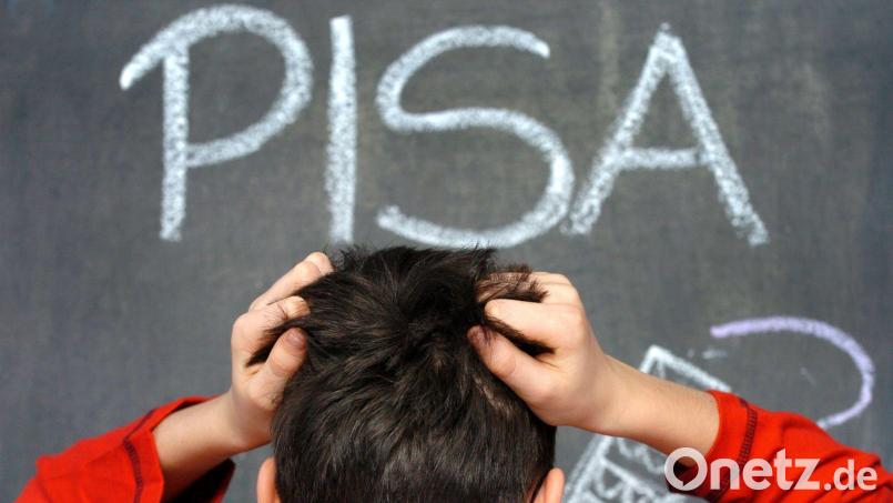 Alle drei Jahre nehmen auch deutsche Schülerinnen und Schüler an der internationalen Vergleichsstudie Pisa teil. (Symbolbild) Bild: picture alliance / Jens Büttner/dpa