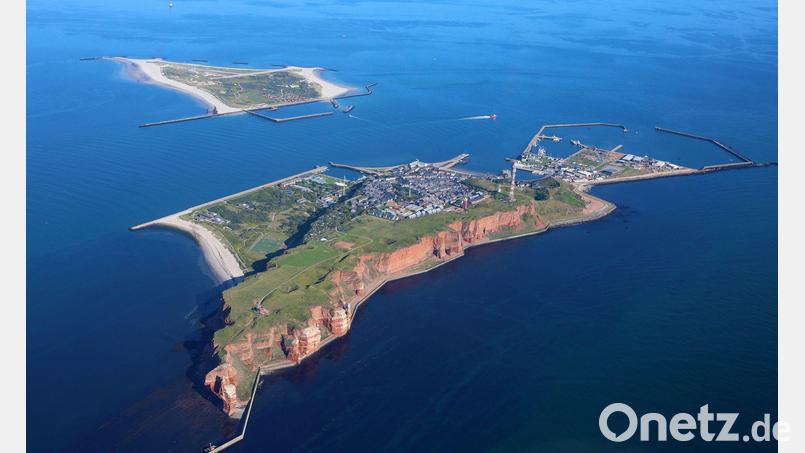Rund um Helgoland war die Nordsee in diesem Sommer besonders warm, haben Messungen von Experten ergeben. (Archivbild) Bild: Stefan Rampfel/dpa