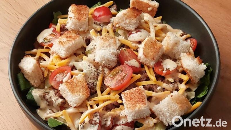 Ein bisschen Burger-Feeling auf dem Teller: der Big-Mac-Salat von Lisa Lindner. Bild: Lisa Lindner