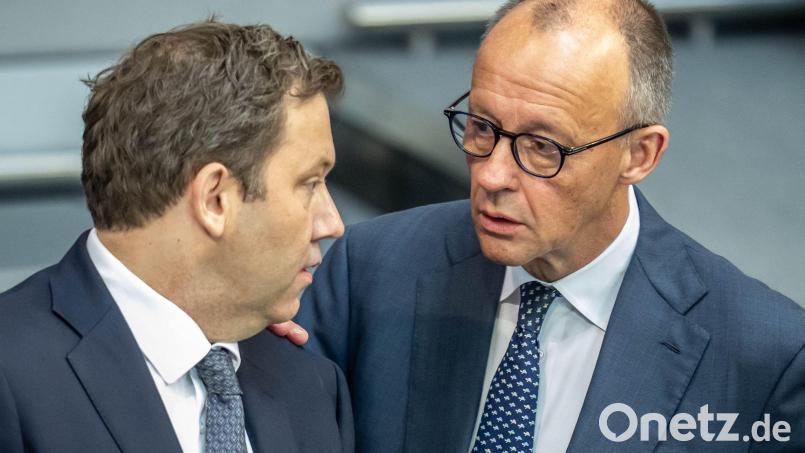 Kanzler und Vizekanzler bemühen sich um gemeinsame Botschaften. (Archivbild) Bild: Michael Kappeler/dpa