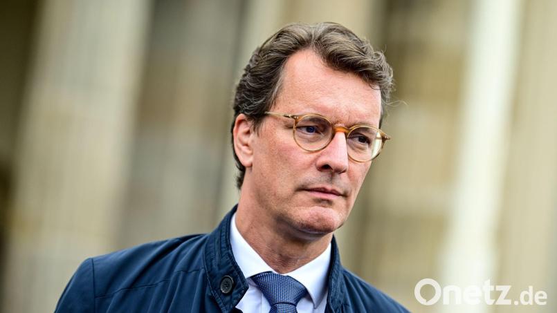 Hendrik Wüst war am Montag bei einem Wahlkampftermin am Brandenburger Tor in Berlin. (Archivbild) Bild: Fabian Sommer/dpa