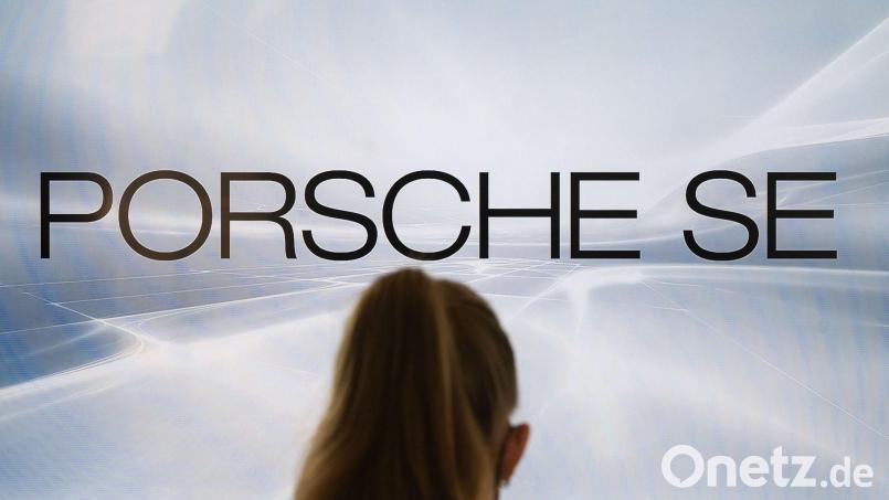 Die Porsche SE hat sich bei dem US-amerikanischen Raumfahrtunternehmen Stoke Space Technologies eingekauft. (Archivbild) Bild: Marijan Murat/dpa