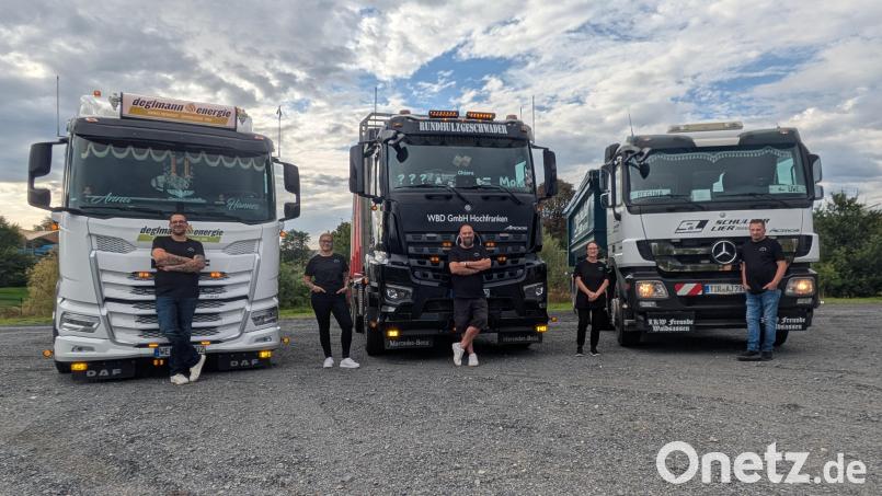 Die Organisationsteam des Benefiz-Lkw-Treffens am Wochenende in Waldsassen, von links Hannes und Anna-Lena Mayer, Philipp Meier sowie Regina und Uwe Bauer. Bild: Paul Zrenner
