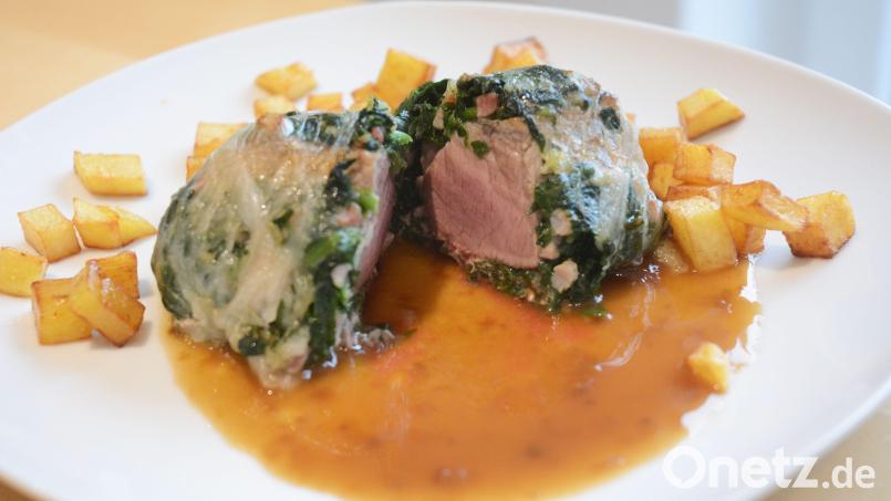 Innen noch zartrosa muss das Wildschweinrückenfilet sein. Bild: Gabi Schönberger
