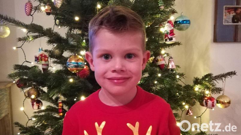 Basti geht es gut - danke der Hilfe vieler Spender aus der Oberpfalz.. Der Bub hat eine schwere Herzoperation im Sommer ausgezeichnet überstanden und freut sich auf ein entspanntes Weihnachtsfest mit seiner Familie. Bild: Stefanie Leypold