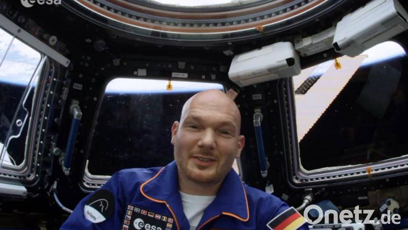 Der Screenshot von einem Esa-Video zeigt Alexander Gerst, der auf der ISS eine Video-Botschaft an seine Enkelkinder sendet. Foto: ESA