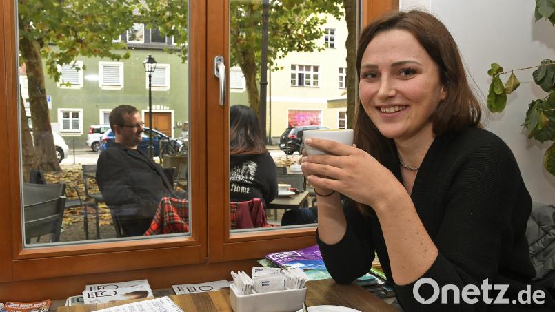 Verena Fitzgerald ist bei der Amberger Gewerbebau als Wirtschaftsförderin angestellt. Ihr spezieller Aufgabenbereich ist die Altstadt. Bild: Petra Hartl