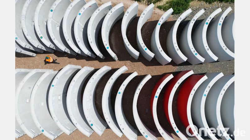 Windrad-Bauteile wurden im Forstenrieder Park mit Farbe beschädigt. (Symbolbild) Bild: Patrick Pleul/dpa