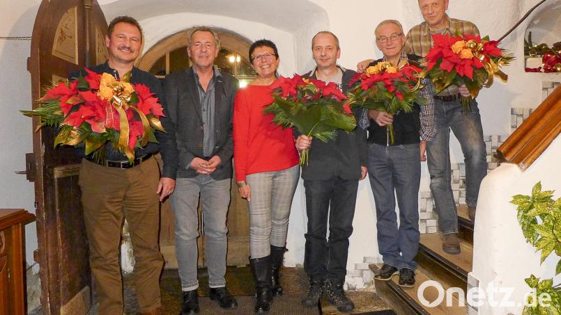 Jubilarehrung bei der Firma Mühlmeier: Im Bild von links Klaus Heider, René Mühlmeier, Petra Schmidtkonz, Libor Voitl, Otto Hültner und Hans Franz. Bild: exb