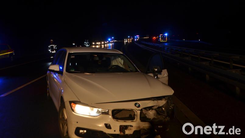 Nur leichtere Verletzungen zogen sich die Insassen dieses BMW-Kombi bei einem Unfall auf der Autobahn A 6 zu. Bild: dob