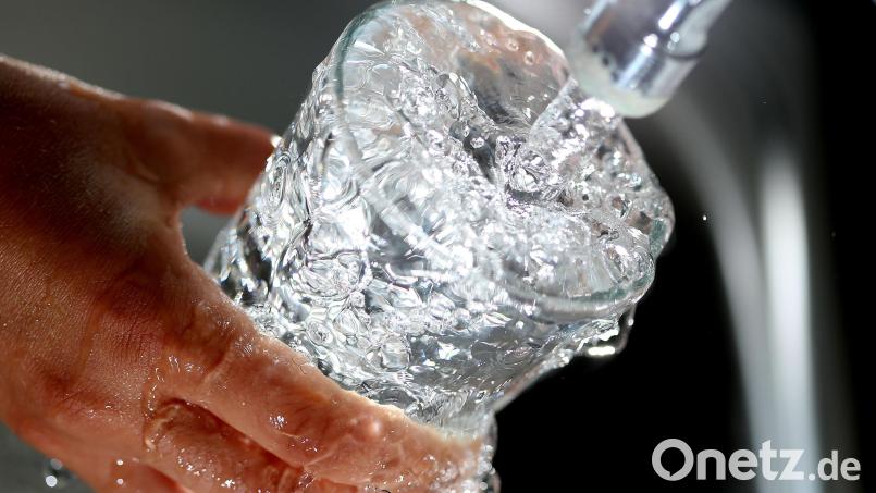 Symbolbild Trinkwasser. Bild: Oliver Berg/dpa