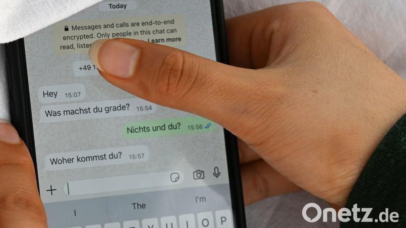 Beim Cybergrooming manipulieren Täter gezielt Kinder und Jugendliche (Archivbild). Bild: Elisa Schu/dpa