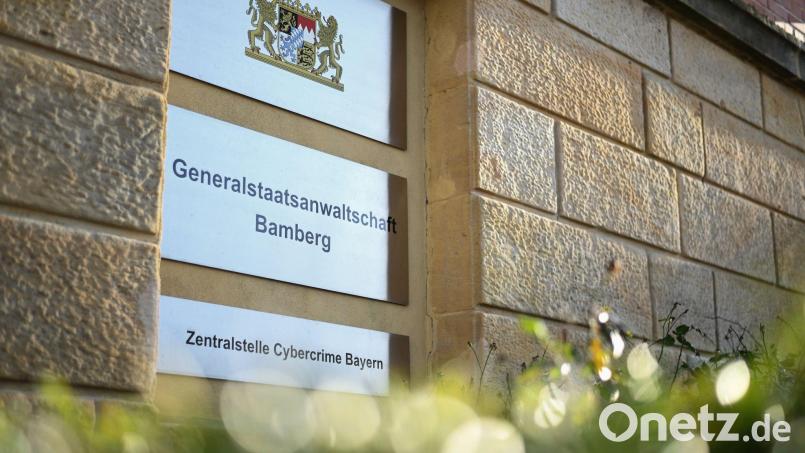 Die Zentralstelle Cybercrime hat Anklage gegen einen 20-Jährigen aus Dortmund erhoben. (Symbolbild) Bild: Nicolas Armer/dpa