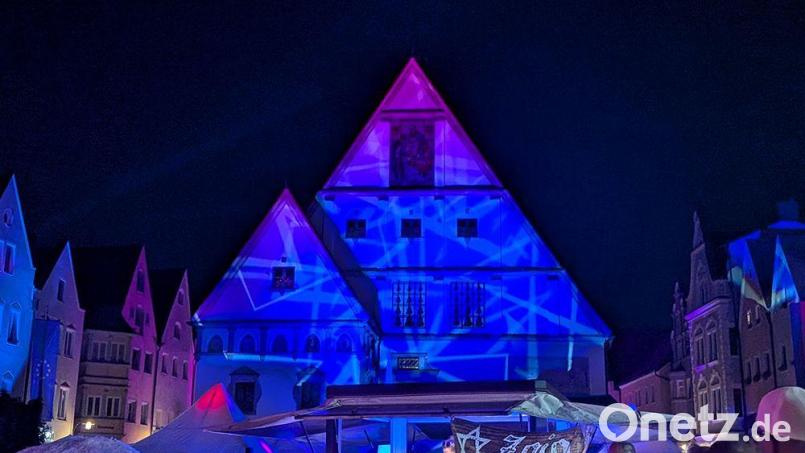 Die Besucher dürfen sich beim Weidener Altstadtfest am 2. Oktober wieder auf besondere Illumination freuen. Bild: Stadtmarketing Weiden