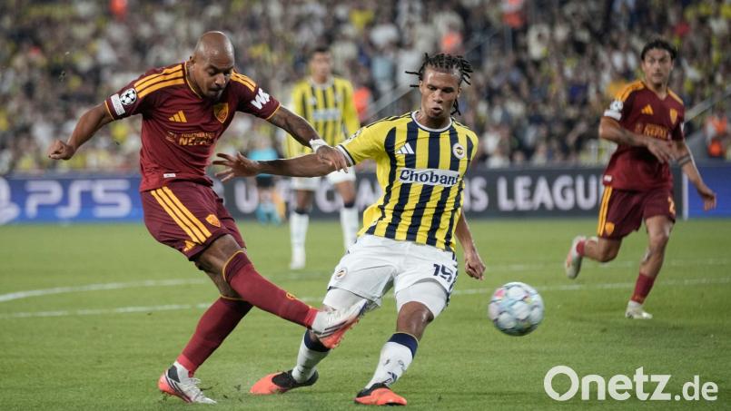 Fenerbahce holte gegen Rom einen Punkt. Bild: Khalil Hamra/AP/dpa