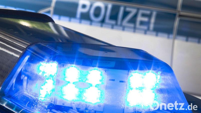 Die Hintergründe zu dem Tod des 67 Jahre alten Mannes sind laut Polizeiangaben noch unklar. (Symbolbild) Bild: Friso Gentsch/dpa