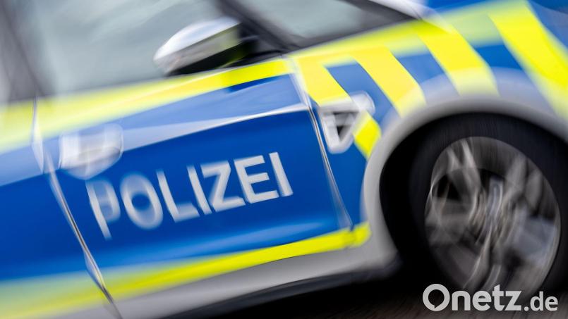 Ein Notarzt konnte nur noch den Tod des jungen Mannes feststellen. (Symbolbild) Bild: Hendrik Schmidt/dpa