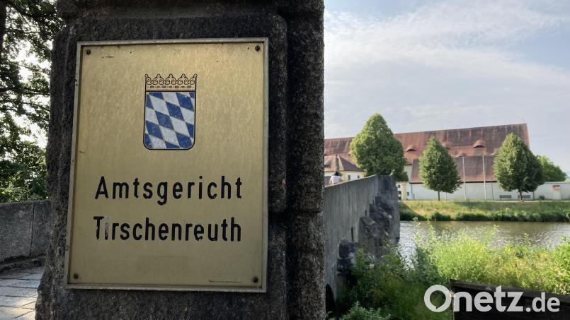 Das Schöffengericht am Amtsgericht Tirschenreuth hat einen 25-jährigen Mitterteicher wegen Körperverletzung verurteilt. Archivbild: jut