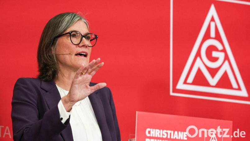 Die Chefin der IG Metall, Christiane Benner, kritisiert die Arbeitgeber scharf (Foto: Archiv) Bild: Hannes P Albert/dpa