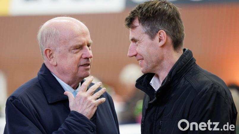 Präsident Martin Richenhagen (l) und Geschäftsführer Dennis Peiler (r) haben beim Reitverband Pferdesport Deutschland Probleme mit Sponsoren. Bild: Friso Gentsch/dpa