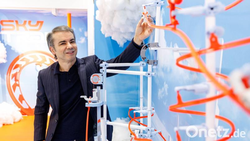 Bahri Kurter war seit 2023 Vorstand für Entwicklung, Marketing und Vertrieb bei Playmobil. (Archivbild) Bild: Daniel Karmann/dpa