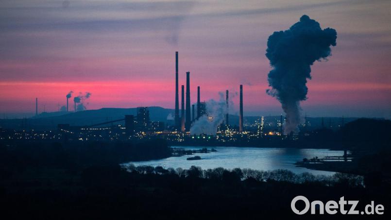 Die deutsche Industrie kann sich über viele Aufträge freuen (Archivbild) Bild: Jonas Güttler/dpa