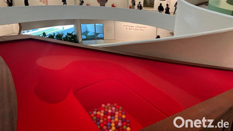 Die berühmte Rotunde des New Yorker Guggenheim Museums hat eine neue Attraktion. Bild: Christina Horsten/dpa