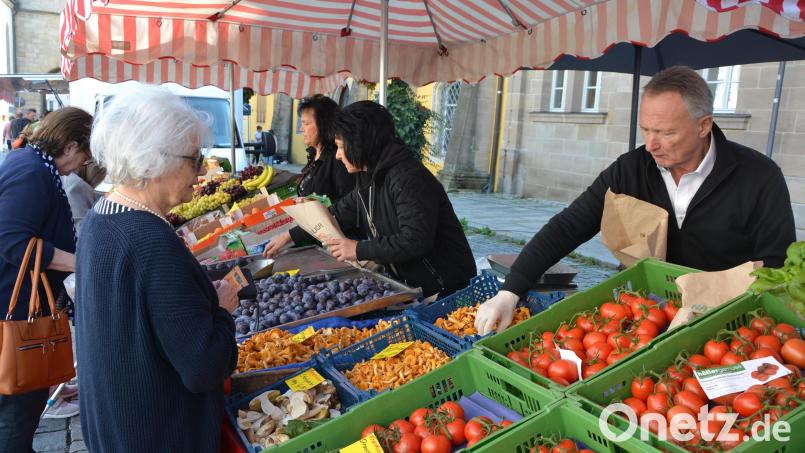 Frisches Obst und Gemüse aus dem Nürnberger Knoblauchsland war gefragt. Bild: Josef Rosner