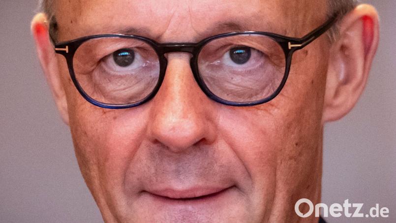 Die politische Zukunft von Kanzler Friedrich Merz bleibt ungewiss. Bild: Michael Kappeler/dpa