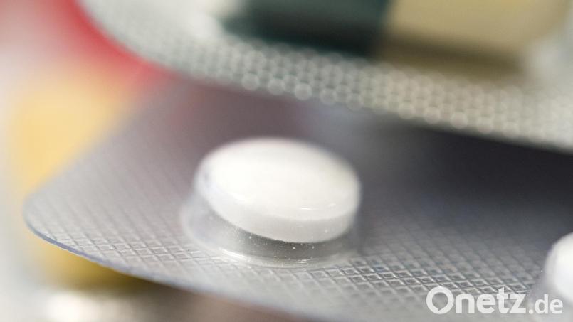 Etwa 1,1 Millionen Menschen in Deutschland gelten als medikamentenabhängig. Symbolbild: Andrea Warnecke/dpa