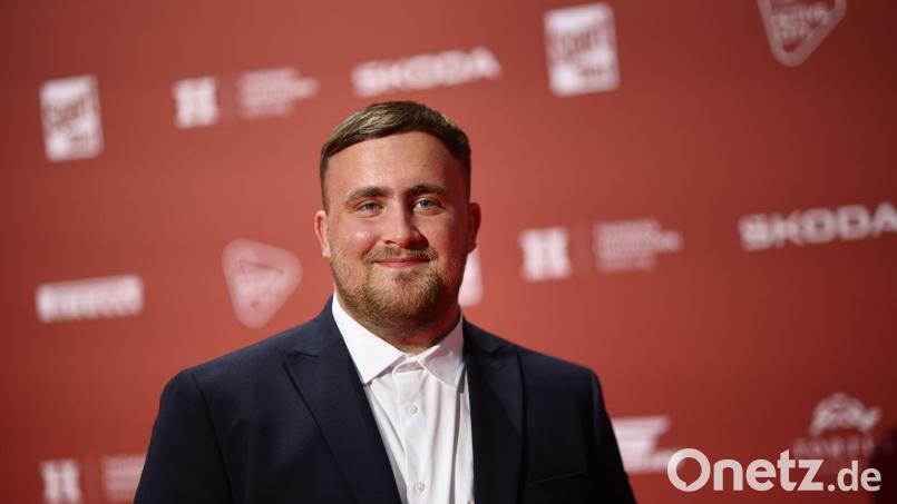Luke Littler ist sauer über das Publikum in den Niederlanden. (Archivbild) Bild: Christian Charisius/dpa