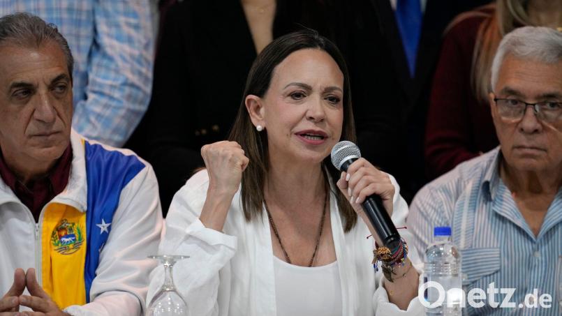 Venezuelas Oppositionsführerin Maria Corina Machado will möglichst bald in ihr Heimatland zurückkehren. (Archivbild) Bild: Matias Delacroix/AP/dpa