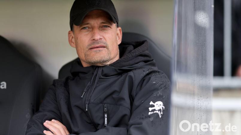 Alexander Blessin steht vor einem Wechsel auf die Trainerbank von Borussia Mönchengladbach. (Archivbild) Bild: Philipp Szyza/dpa